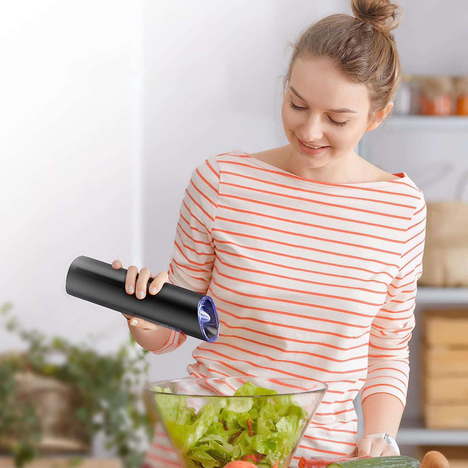 Râșniță electrică sare și piper cu senzor gravitațional – măcinare automată LED